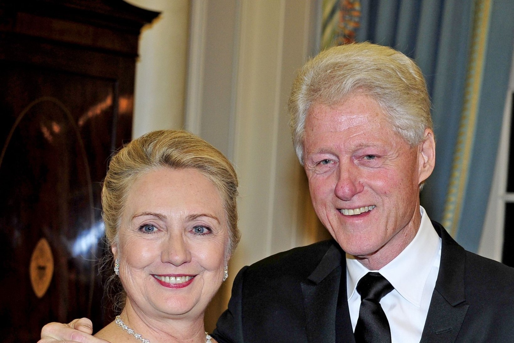 Ergastaja – Bill Clintoni pirakate rindadega salaarmuke