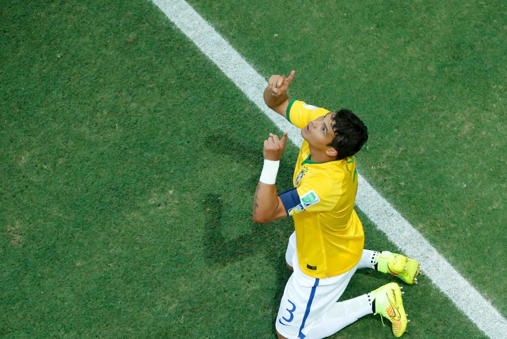 Thiago Silva uuendas ajalugu - viimati skooris Brasiilia kapten MM-il 20 aastat tagasi