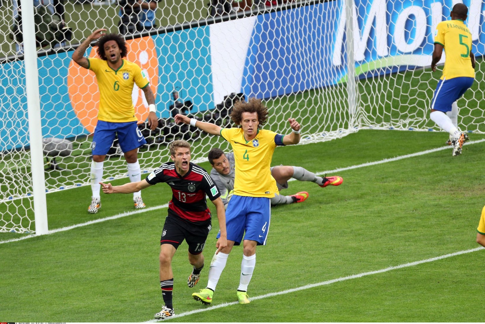 Uskumatu, täiesti uskumatu! Saksamaa alistas MMi poolfinaalis Brasiilia 7:1!