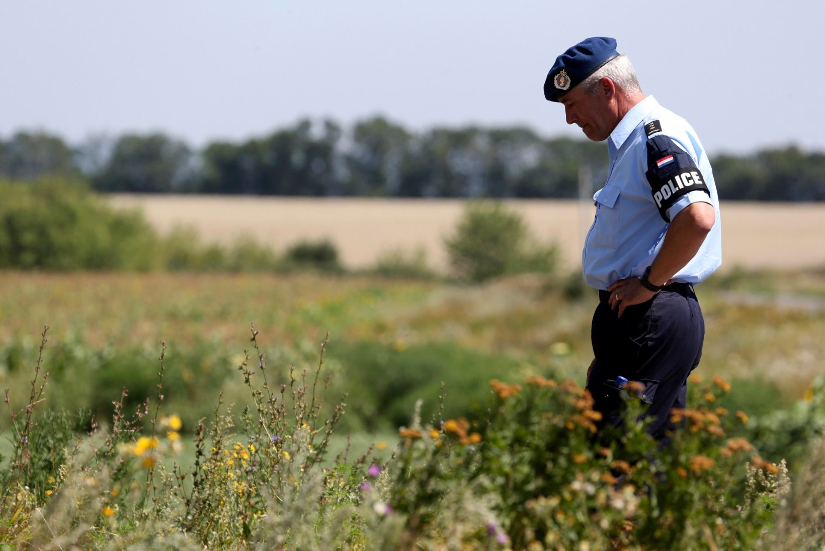 Austraalia ja Hollandi eksperdid leidsid MH17 katastroofipaiga lähedalt veel inimjäänuseid