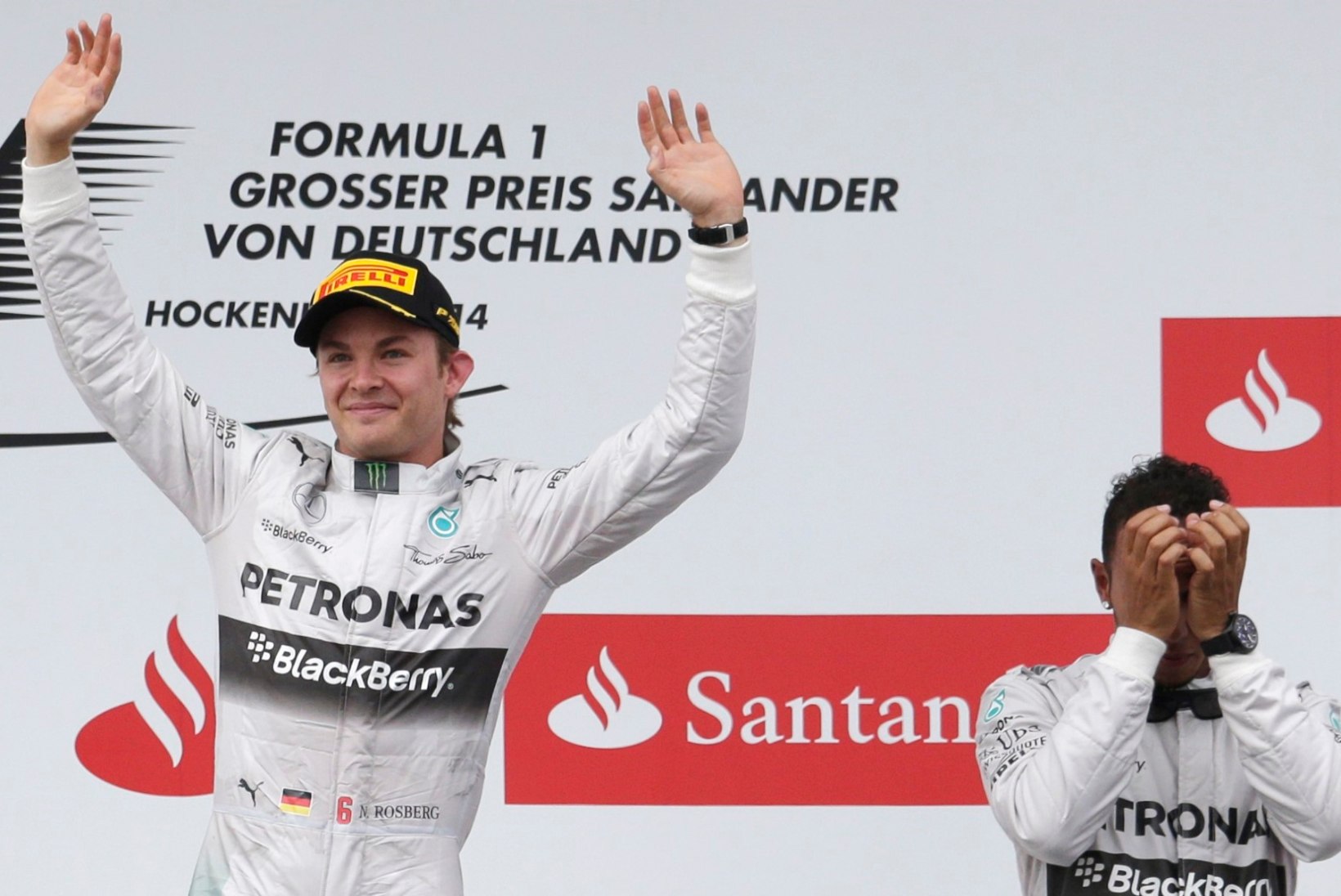 Mercedese boss Rosbergi ja Hamiltoni rivaliteedi pärast ei muretse