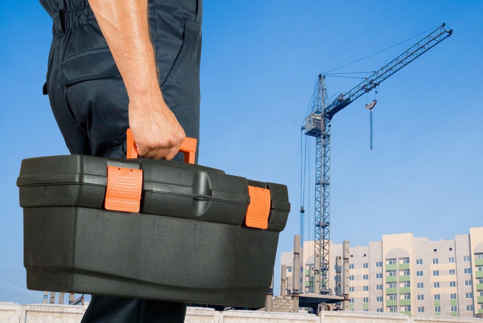 AUSUS MAKSAB: kaotatud rahakoti tagastanud ehitustöölisele pakuti välismaal tasuvat töökohta