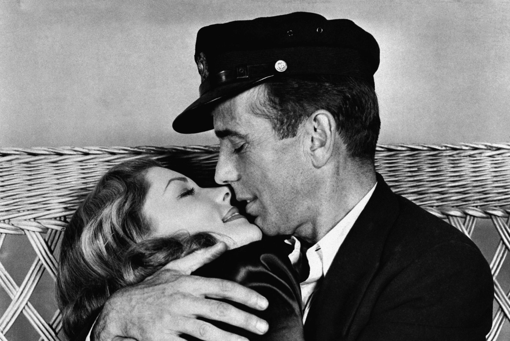 Suri Hollywoodi legendaarne näitlejanna Lauren Bacall