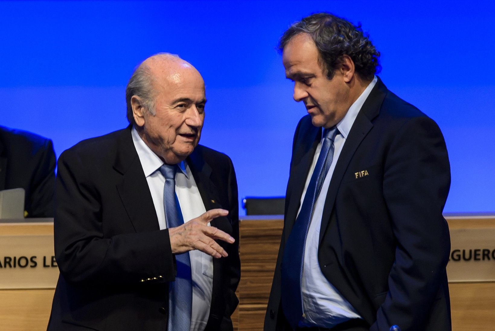 Platini (veel) Blatteri kohta ei ründa