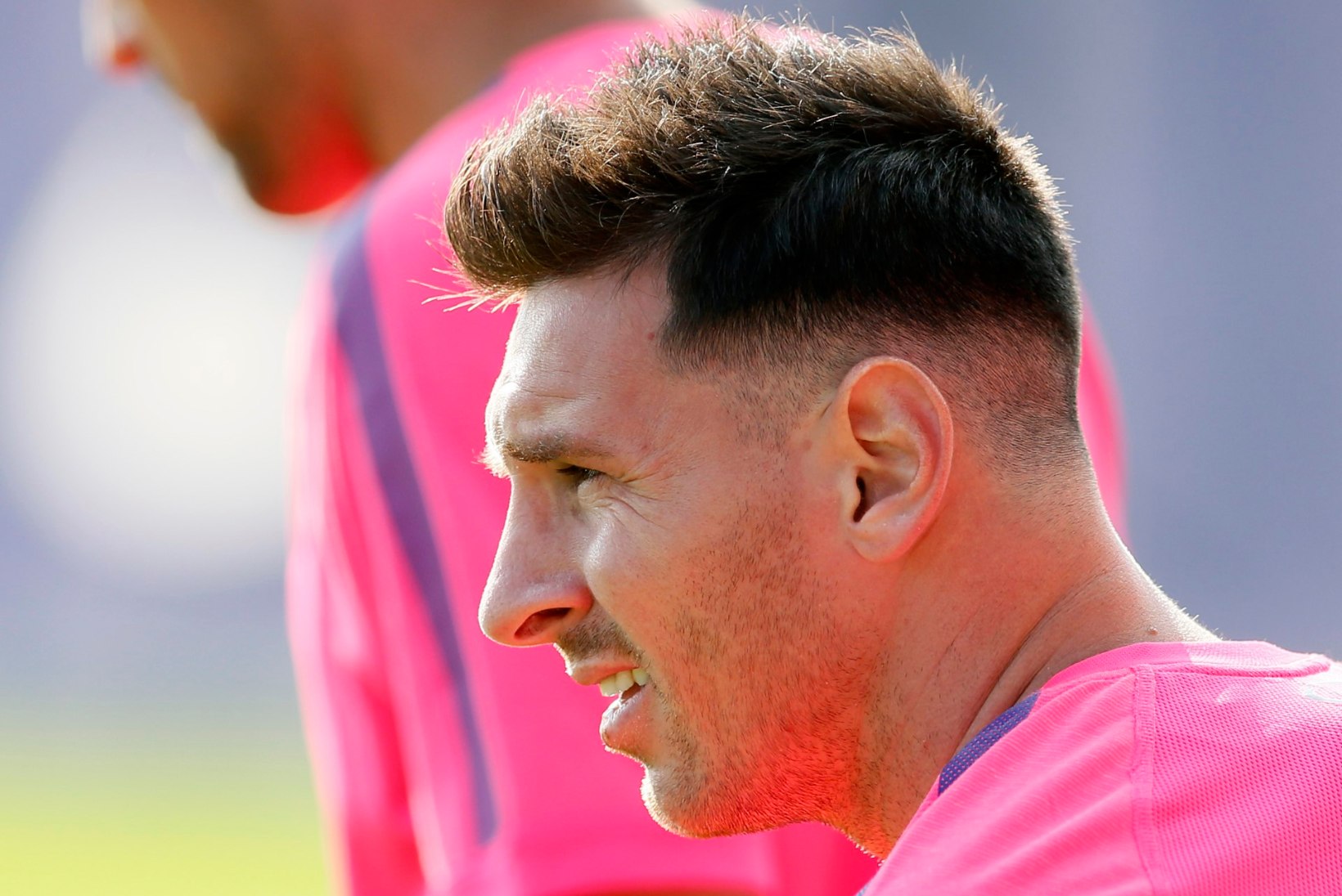 FOTOD: Messi ahvib Ronaldot? Argentiina superstaaril on esimest korda elus moodne soeng