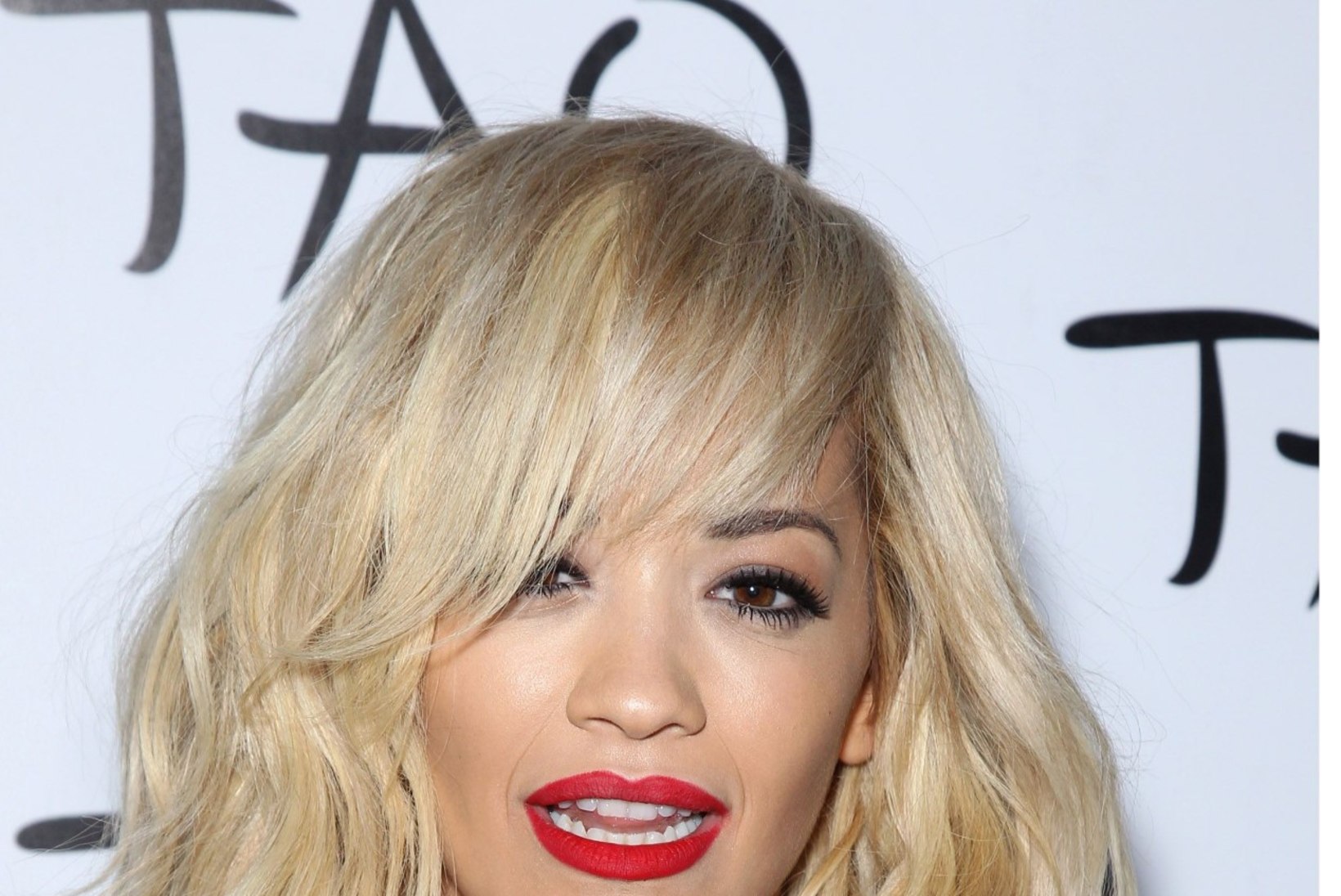 Rita Ora lahkuminekust Calvin Harrisest: "Ma jumaldan teda ikka veel"
