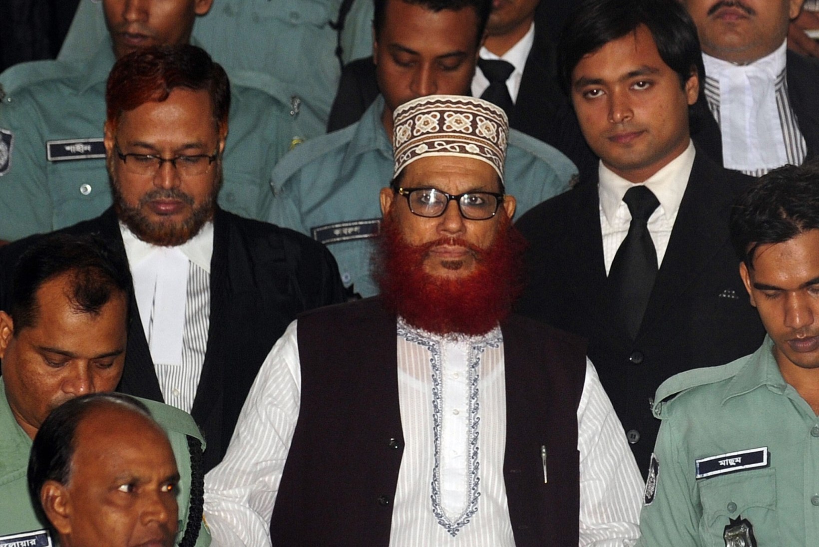 Bangladeshi islamipartei juhi surmanuhtlus muudeti rahutuste survel eluaegseks