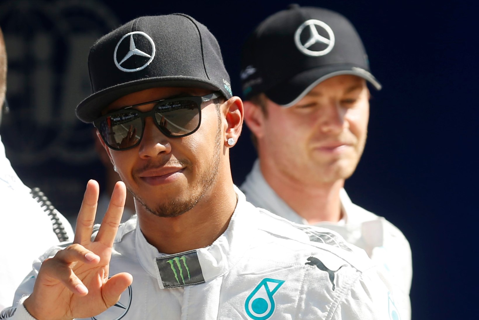Rosbergi sõiduvead tõid Itaalia GP võidu Hamiltonile