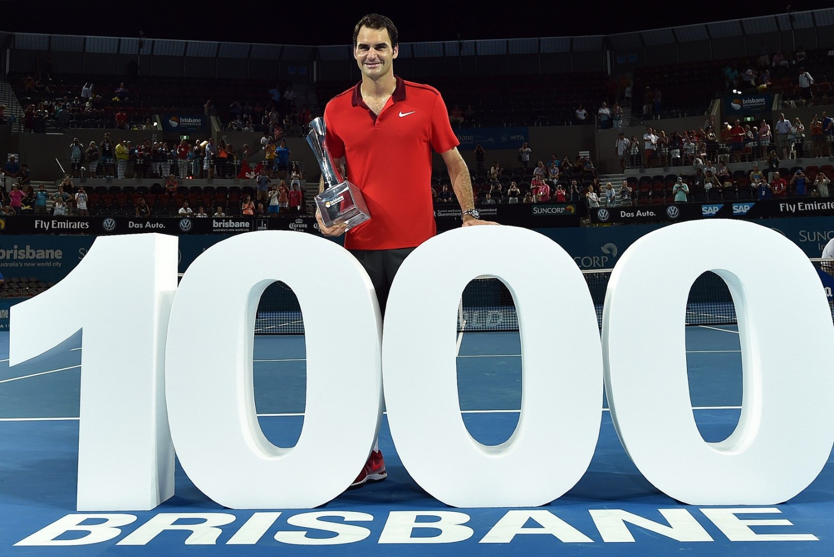 GALERII: Brisbane'is löömatuks jäänud Federer saavutas karjääri 1000. matšivõidu!