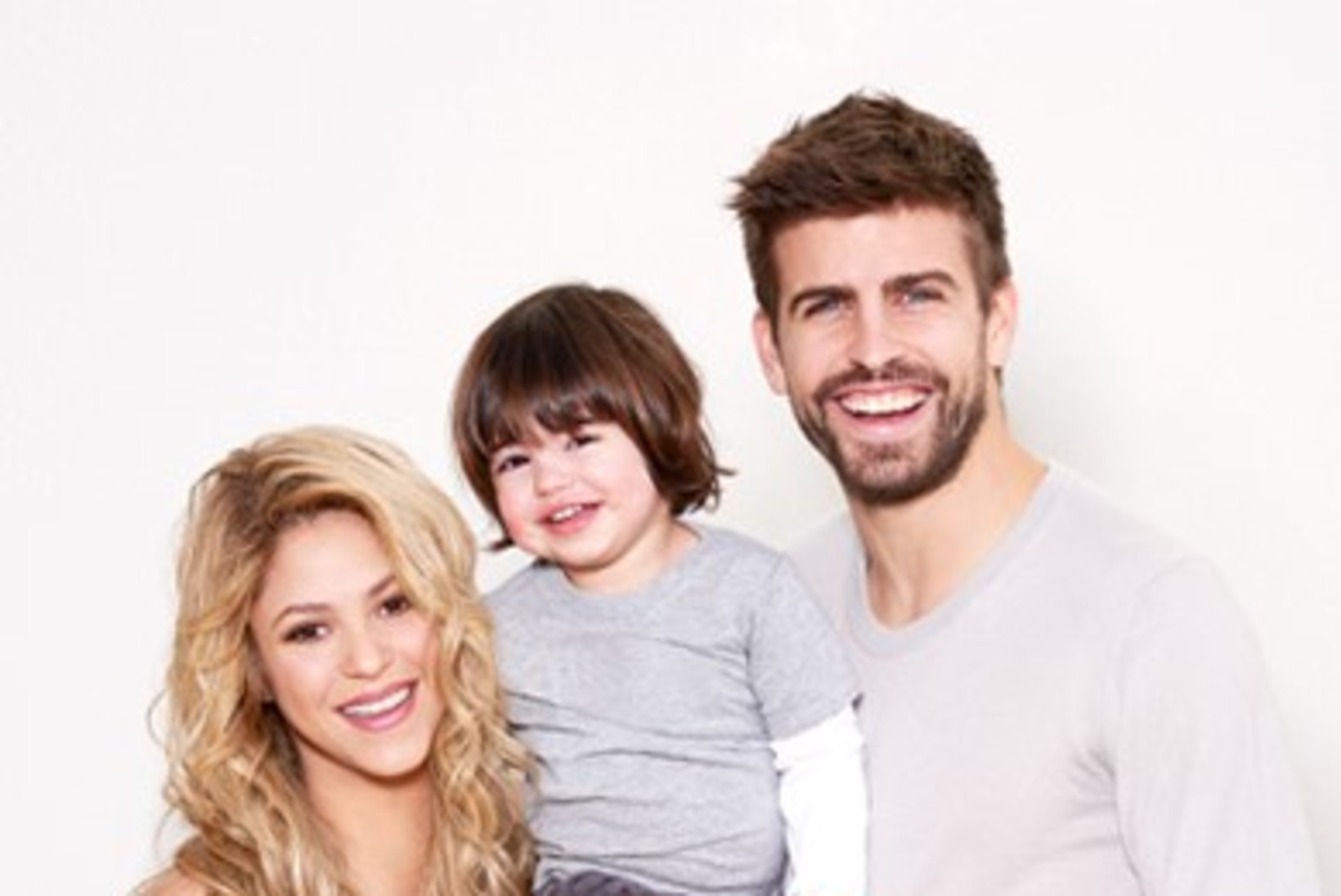 VAATA! Shakira ja Gerard Piqué avaldasid imeilusad perefotod