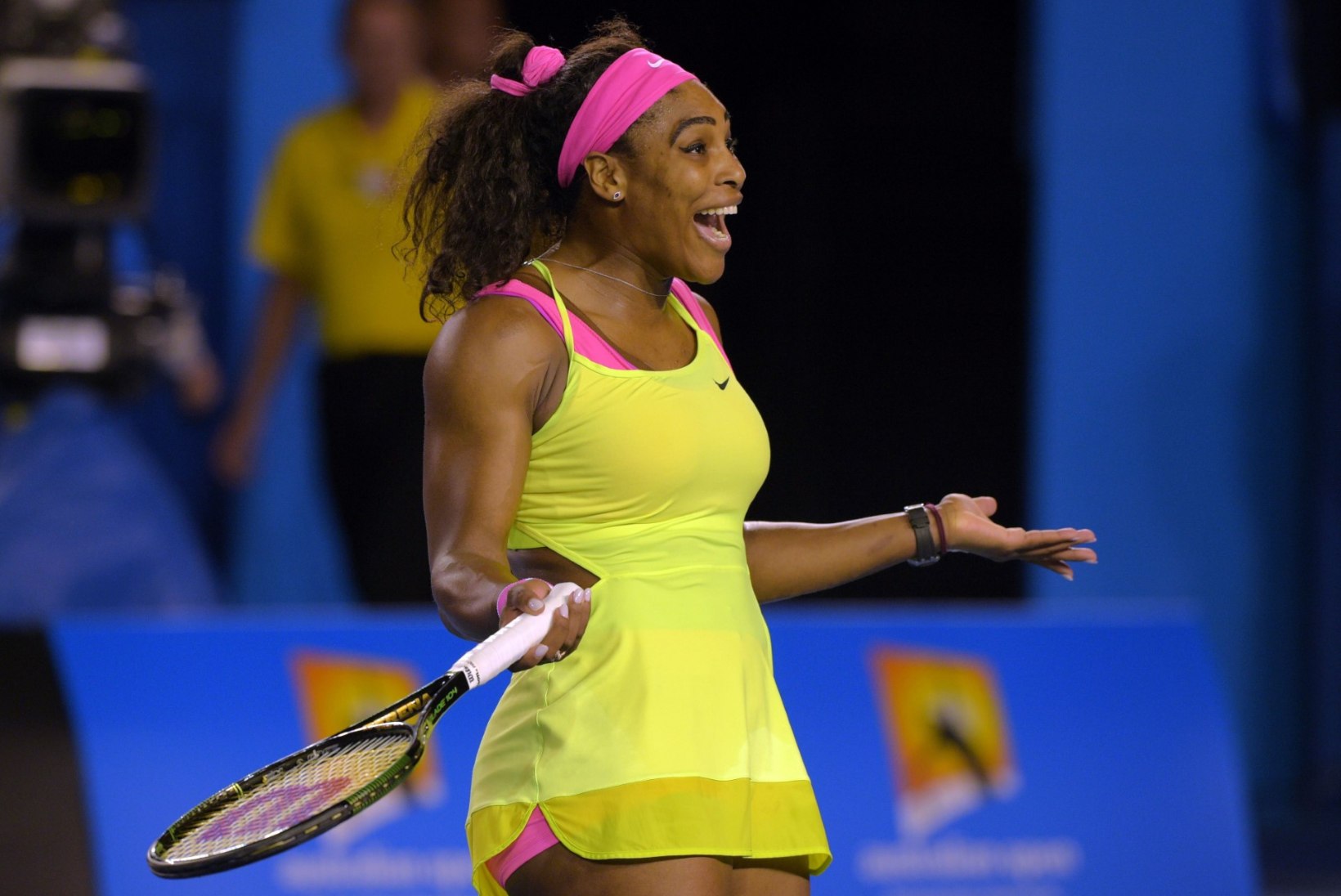 GALERII: Serena Williams servis Šarapova maa alla ja krooniti taaskord Austraalia lahtiste võitjaks