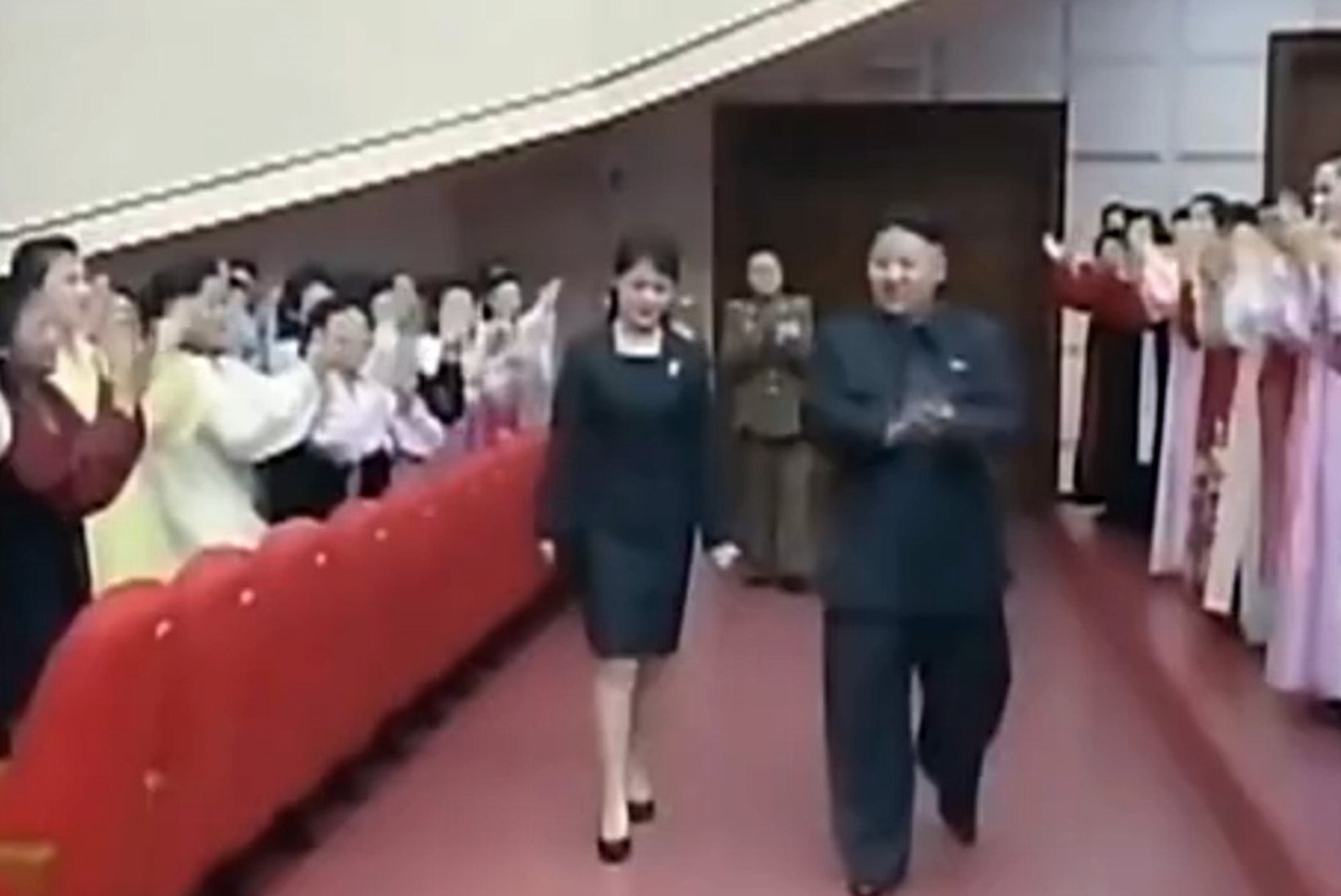 PILTUUDIS: Kim Jong-uni abikaasa ilmutas end