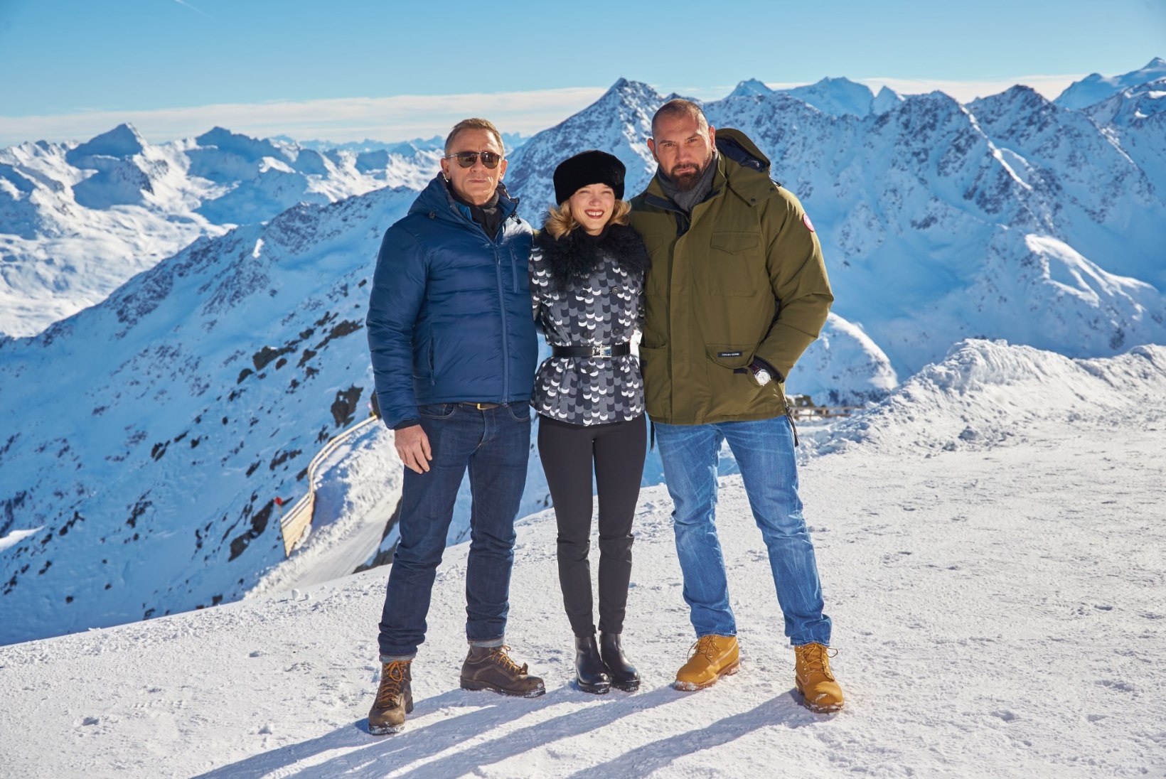 FOTOD: uue Bondi-filmi staarid poseerisid võtete vahepeal Austria maalilises looduses