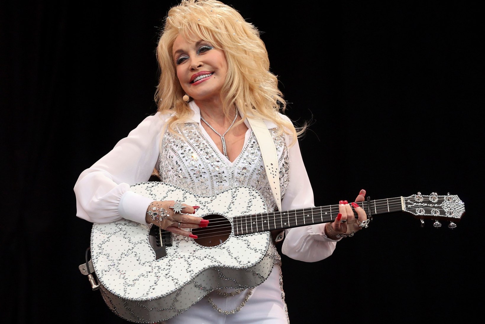 Dolly Parton: mul ei ole vähki!