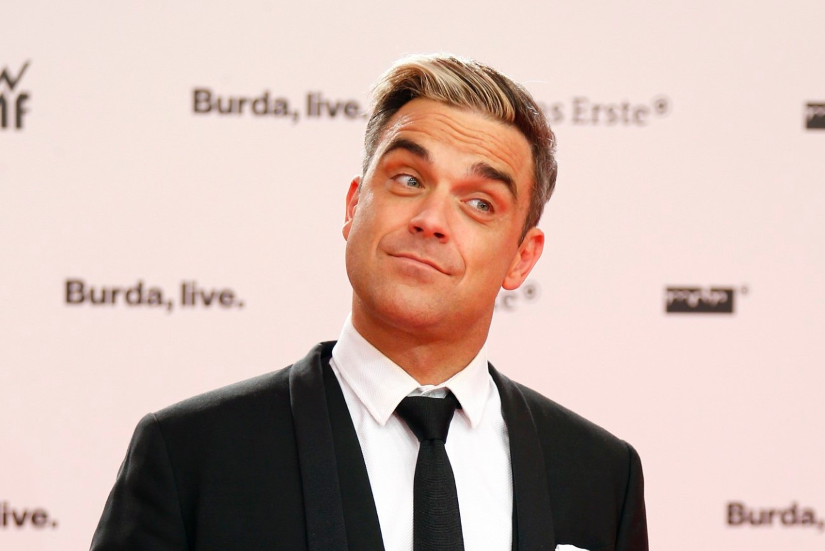 Robbie Williams peab mahladieeti