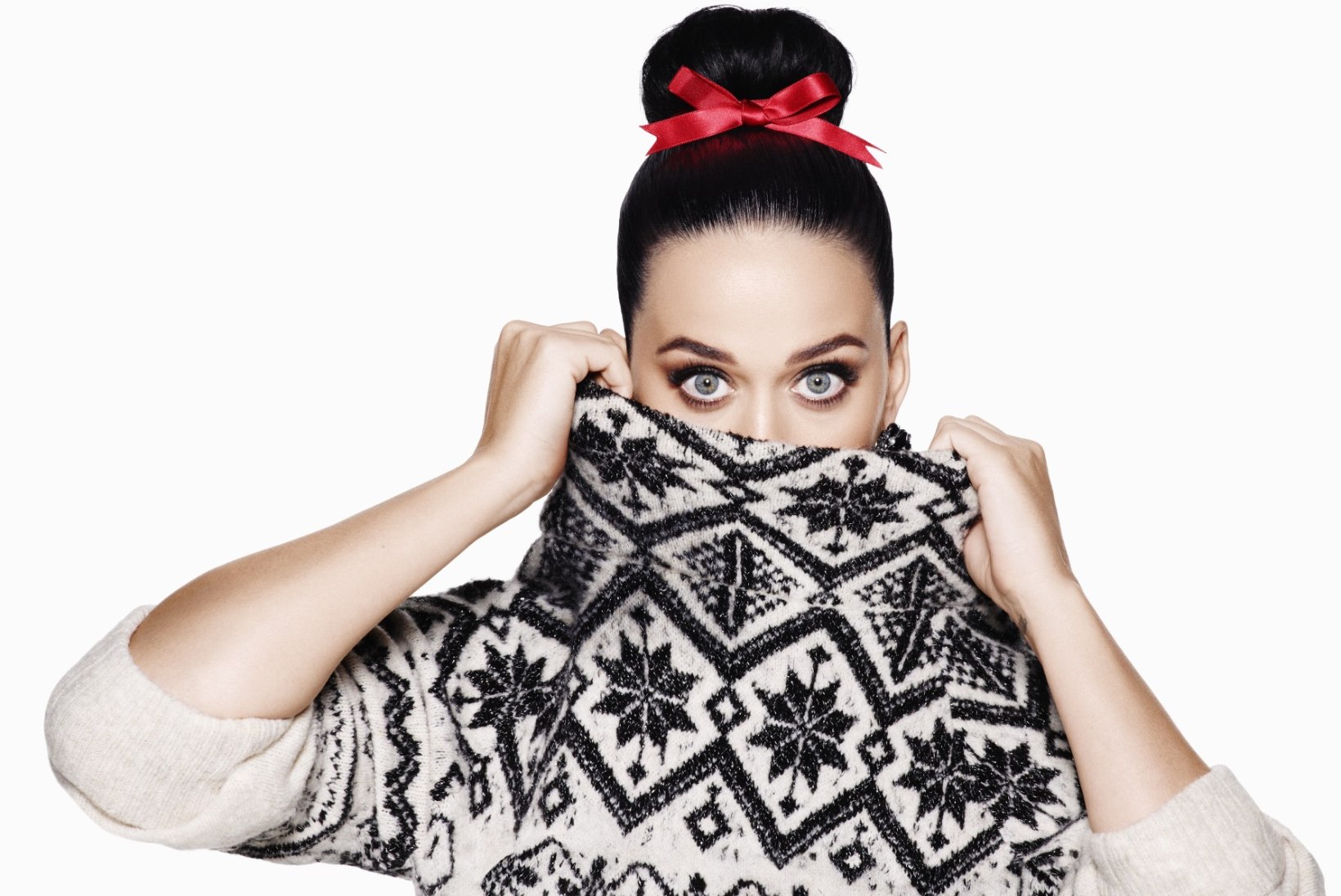 PILDID | Katy Perry särab H&Mi pühadekampaanias