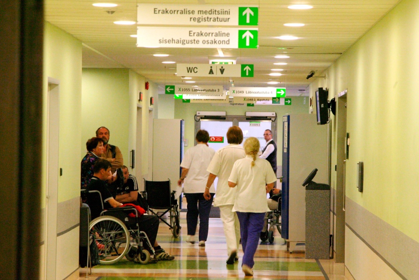Kärpekirves raiub ka haiglates – koondatakse 165 ametikohta