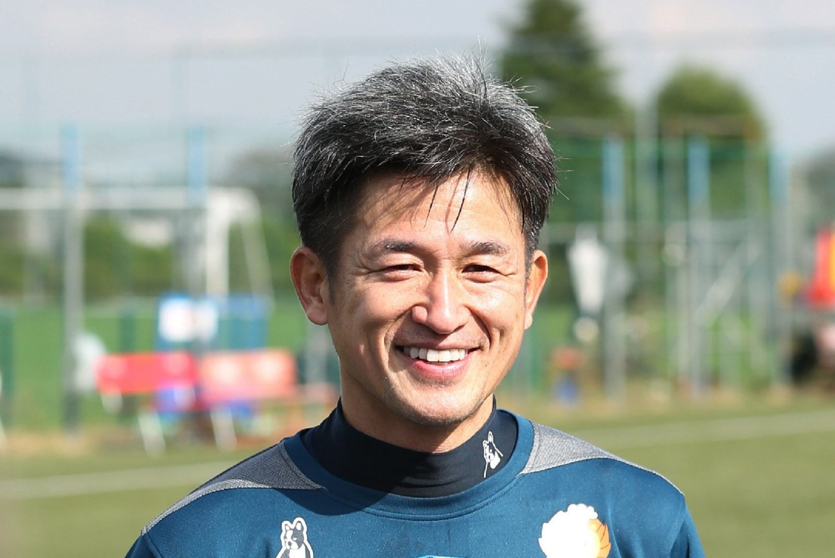 USKUMATU MEES! 48-aastane Jaapani jalgpallilegend sõlmis uue profilepingu 