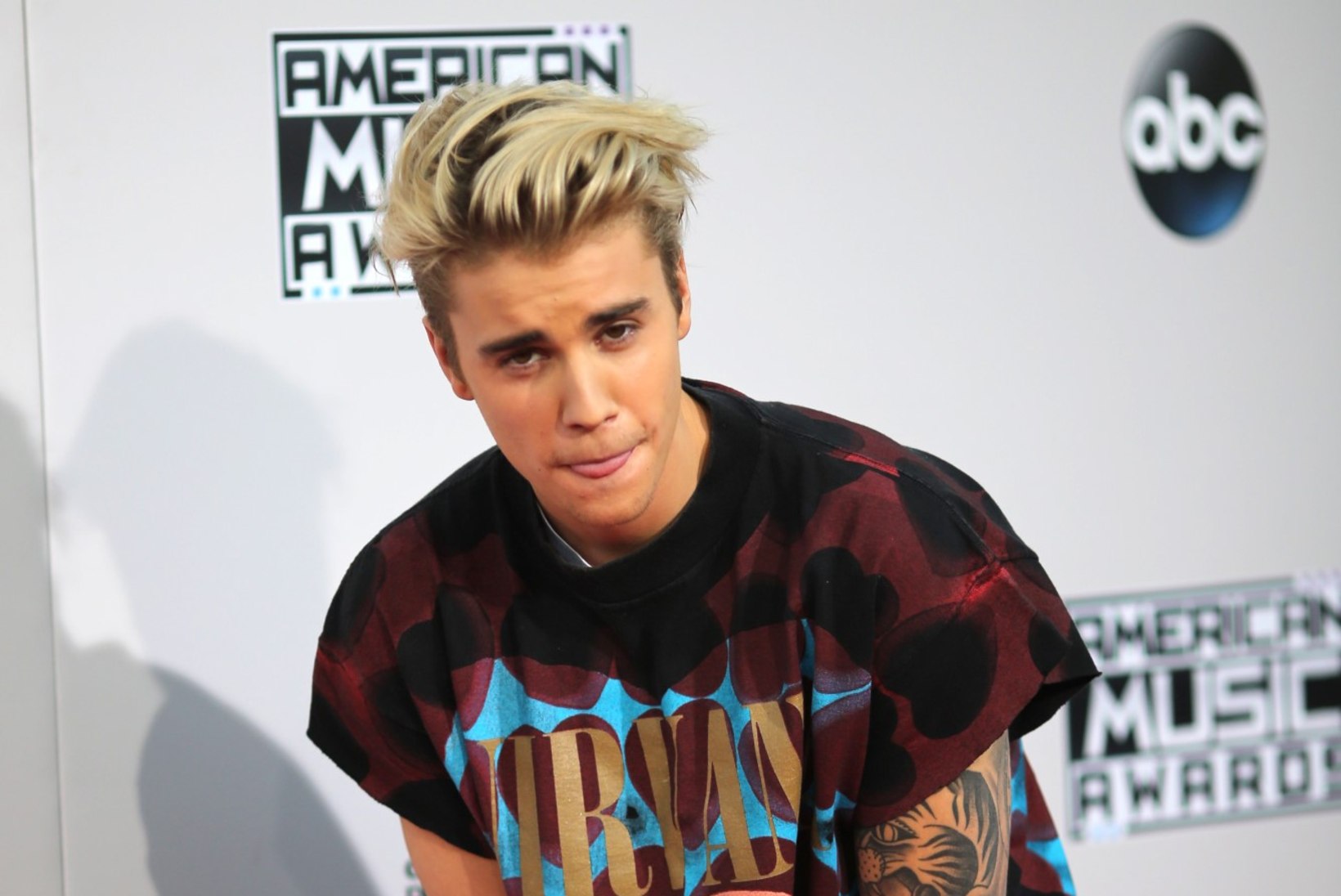 Kas maksaksid 1850 eurot, et teha Justin Bieberiga selfie?