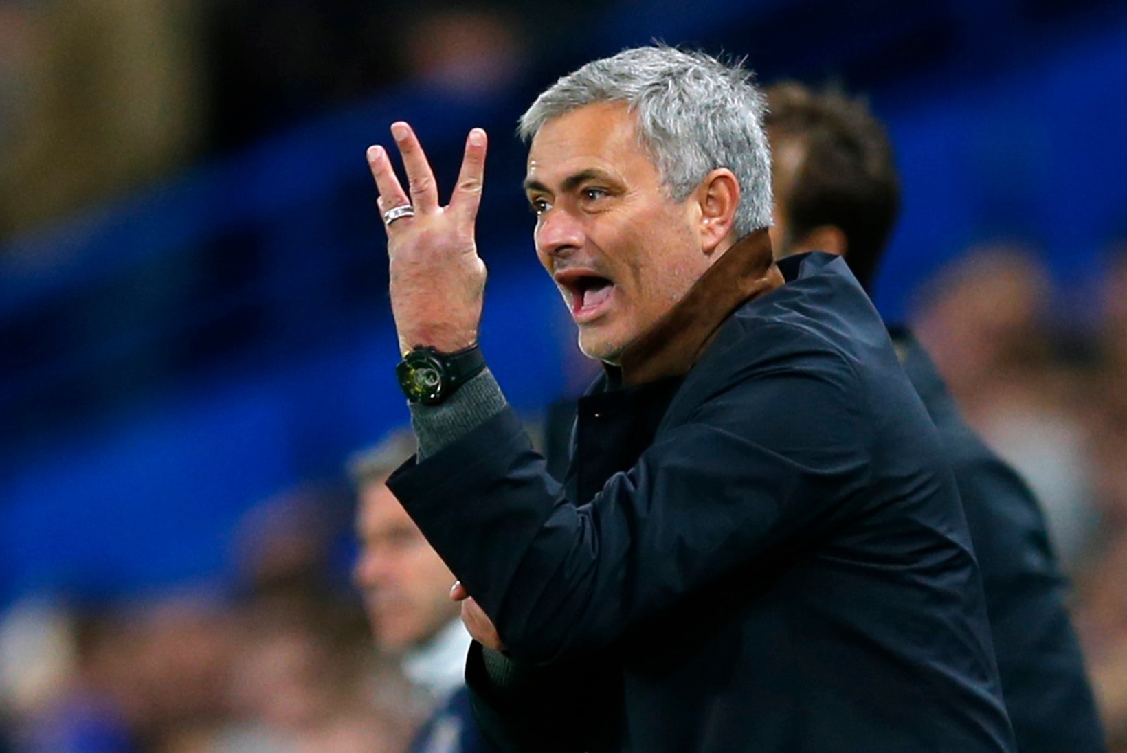 Jose Mourinho palus Chelsea fännidelt andestust