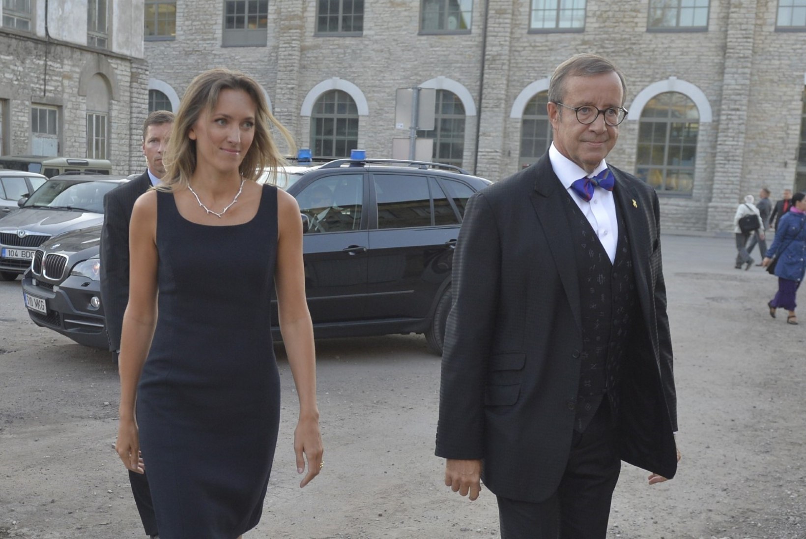 PALJU ÕNNE! President Ilves kihlus oma lätlannast kallima Ieva Kupcega