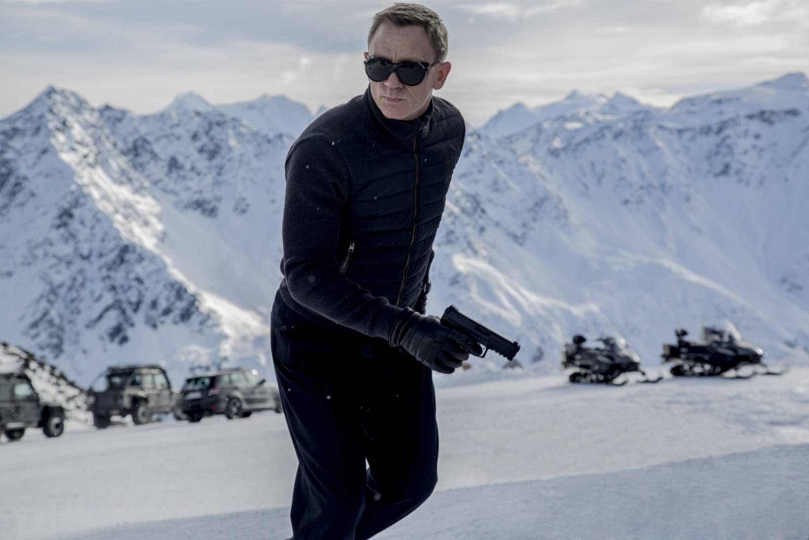 FOTO JA VIDEO: esimene kaader uuest Bondi filmist!