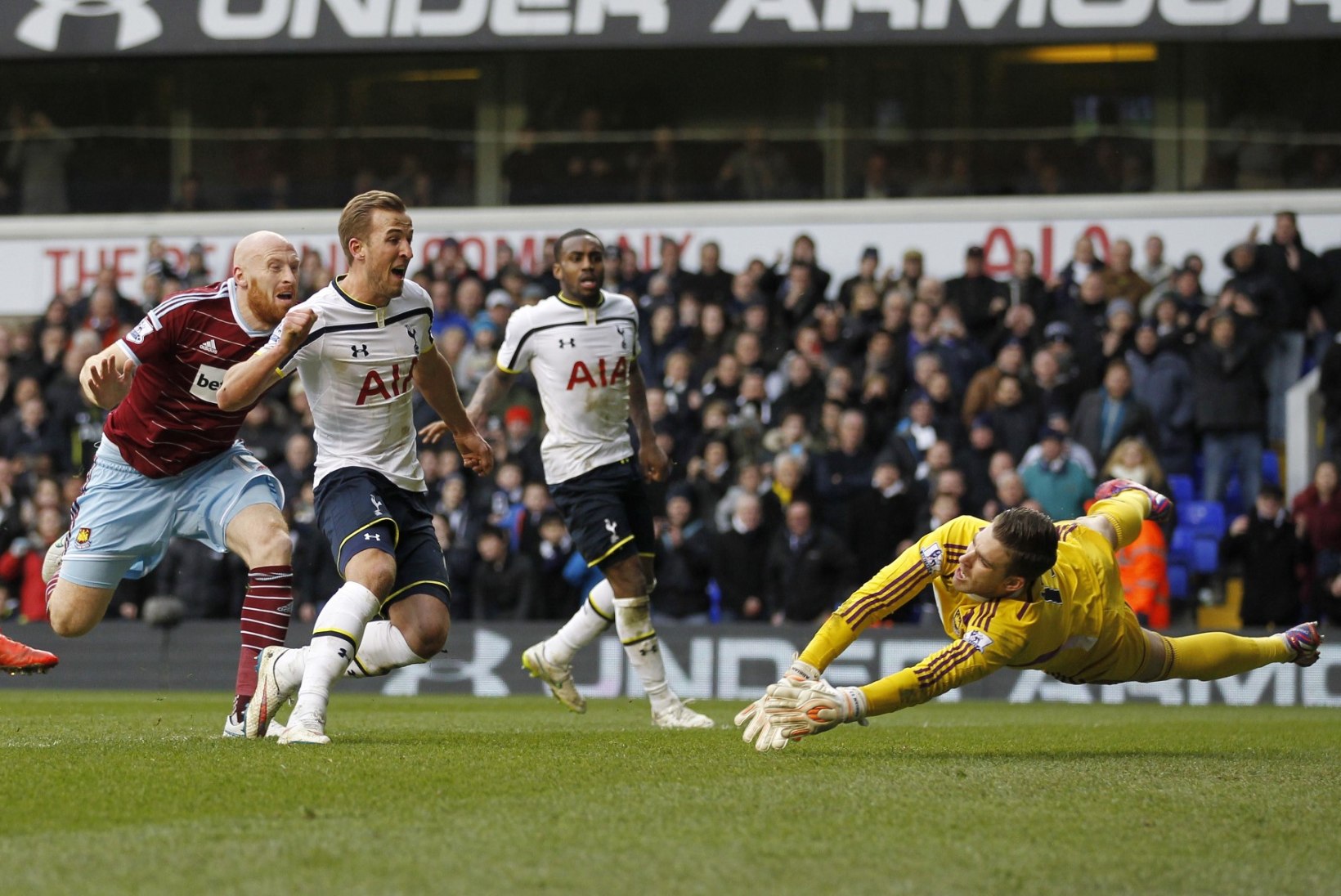 VIDEO ja GALERII: hull mäng Inglismaal! Tottenham päästis viimasel sekundil viigipunkti