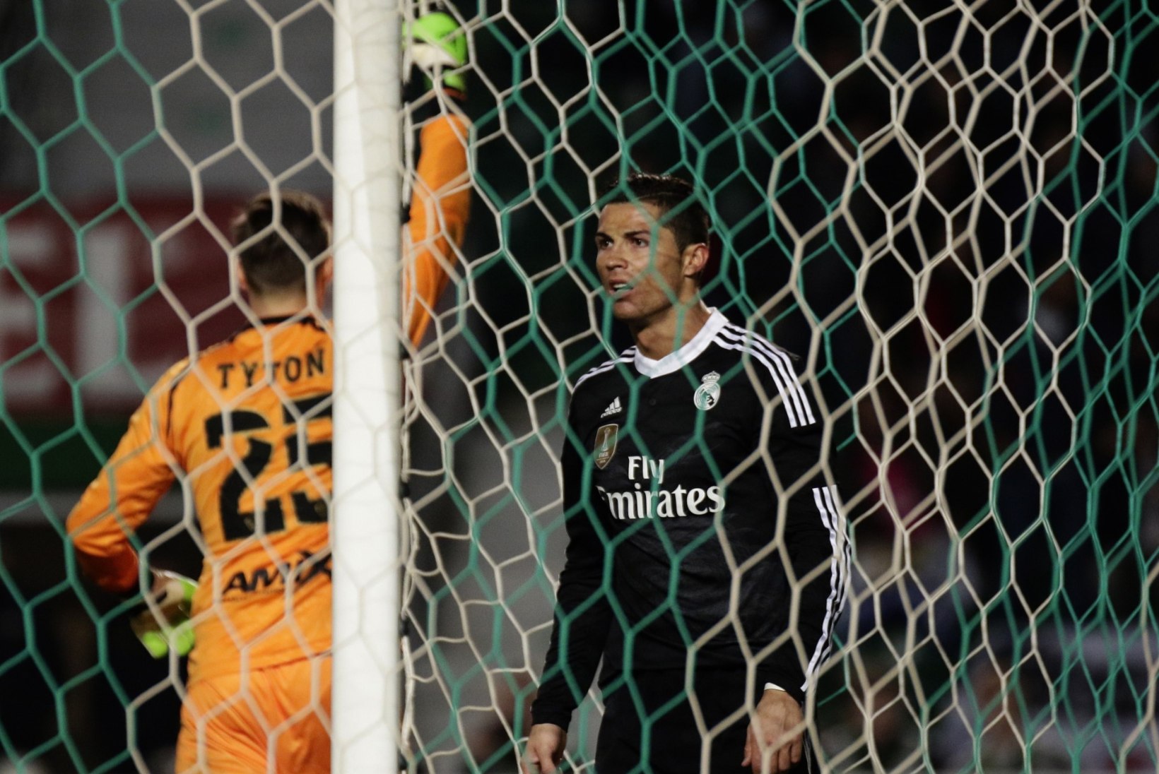 VIDEO ja GALERII: Cristiano Ronaldo hakkab tagasi ree peale saama