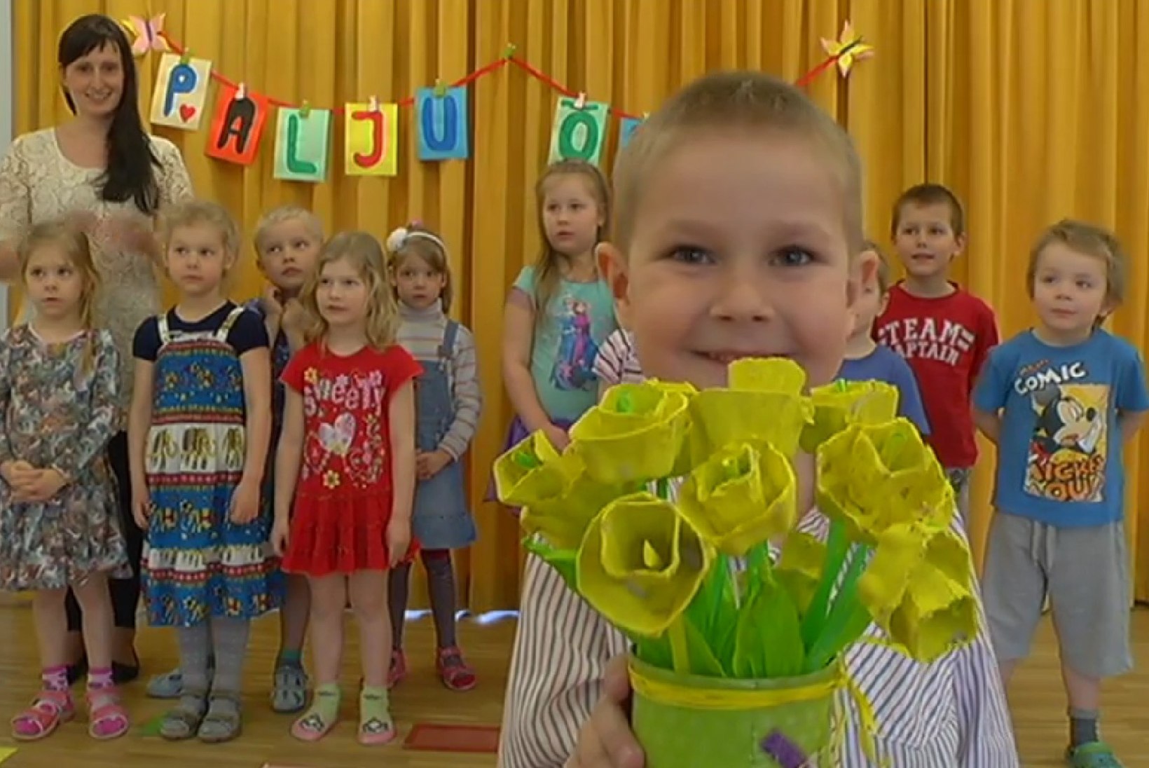 TV3 VIDEO | Kiiu lasteaia kuldsuu Sirje Eesmaast: tarkus läheb ühest kõrvast sisse ja teisest välja ei tule enam kunagi