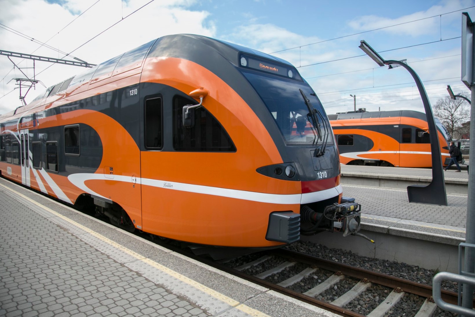 Tallinlased saavad rongiga sõita tasuta veel kuu aega