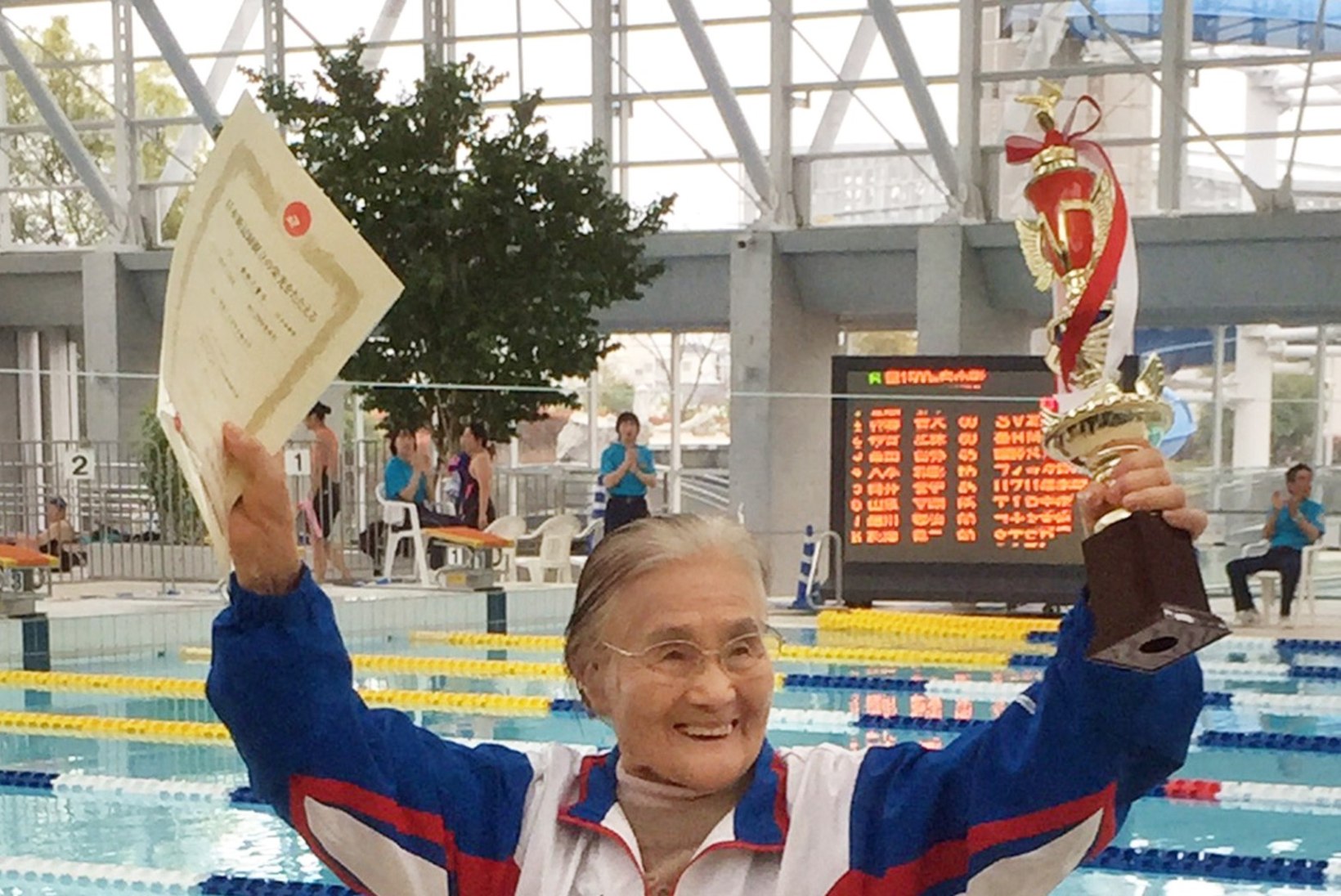 FOTOUUDIS: 100-aastane ujumismemm tegi suurt ajalugu