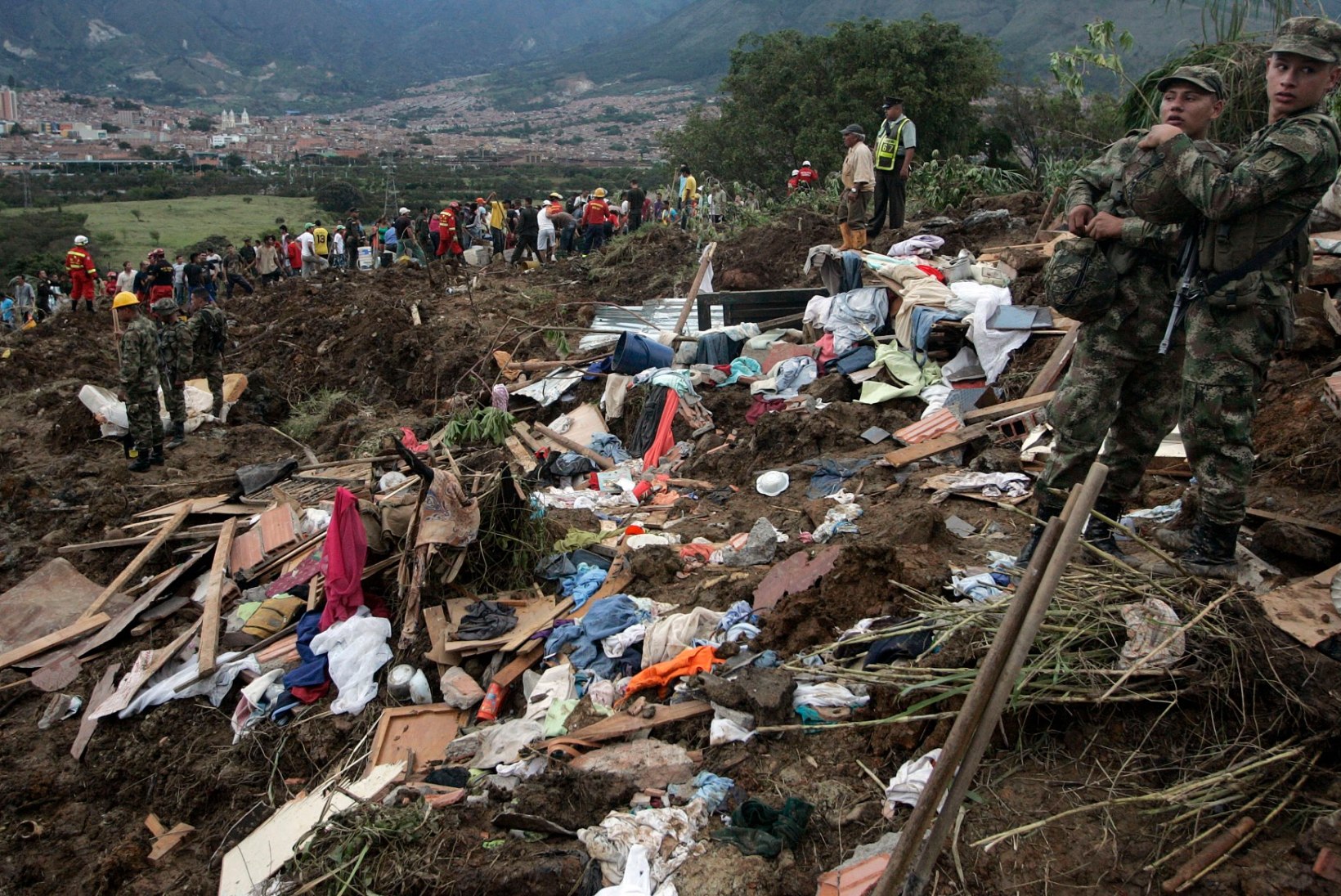 Colombia maalihkes hukkus üle 30 inimese