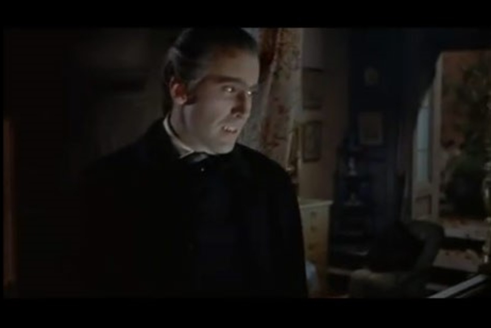 Suri esimene Dracula osatäitja Christopher Lee