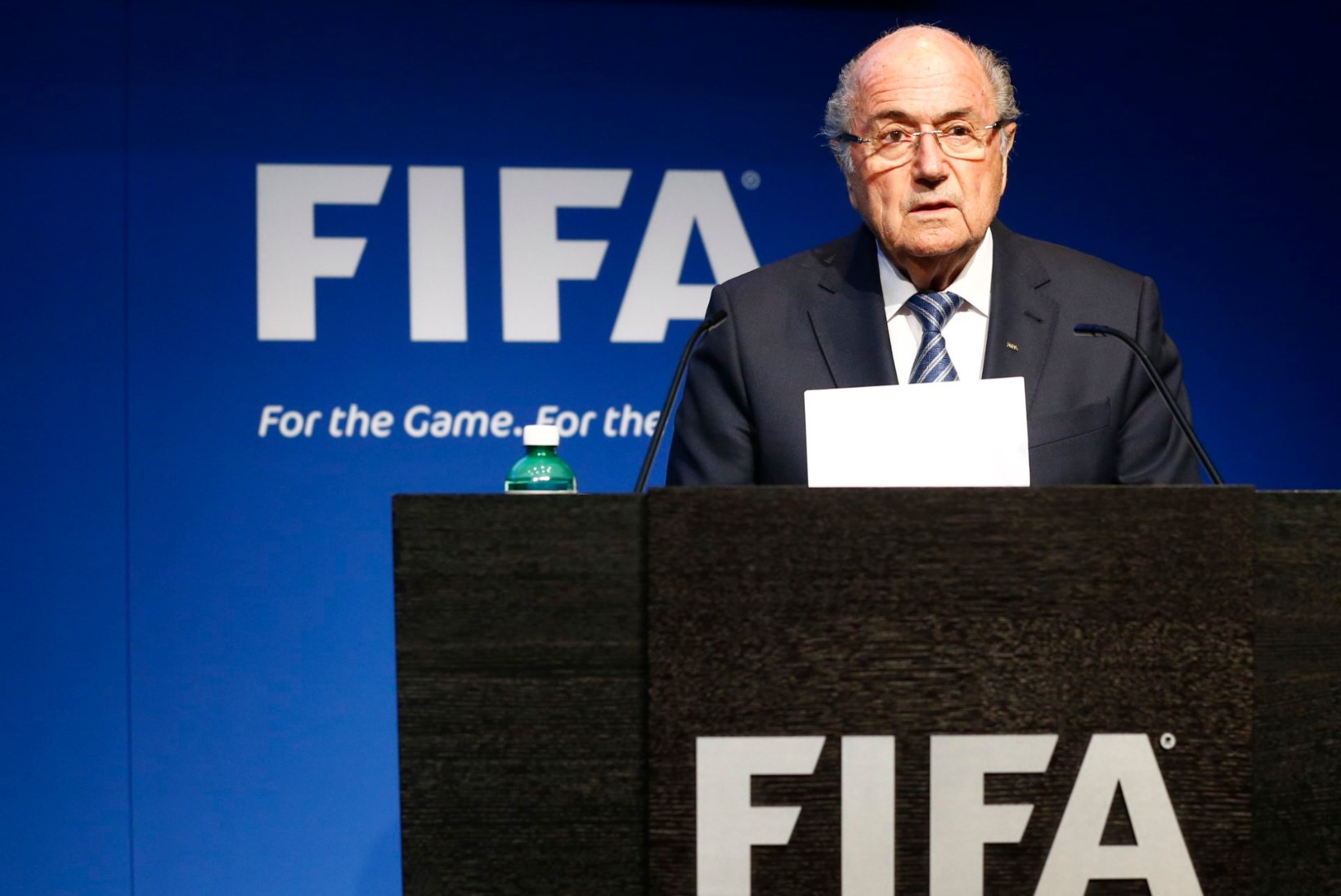 Aafriklased anuvad: Blatter, ära lahku! Šveitslane võib ümber mõelda