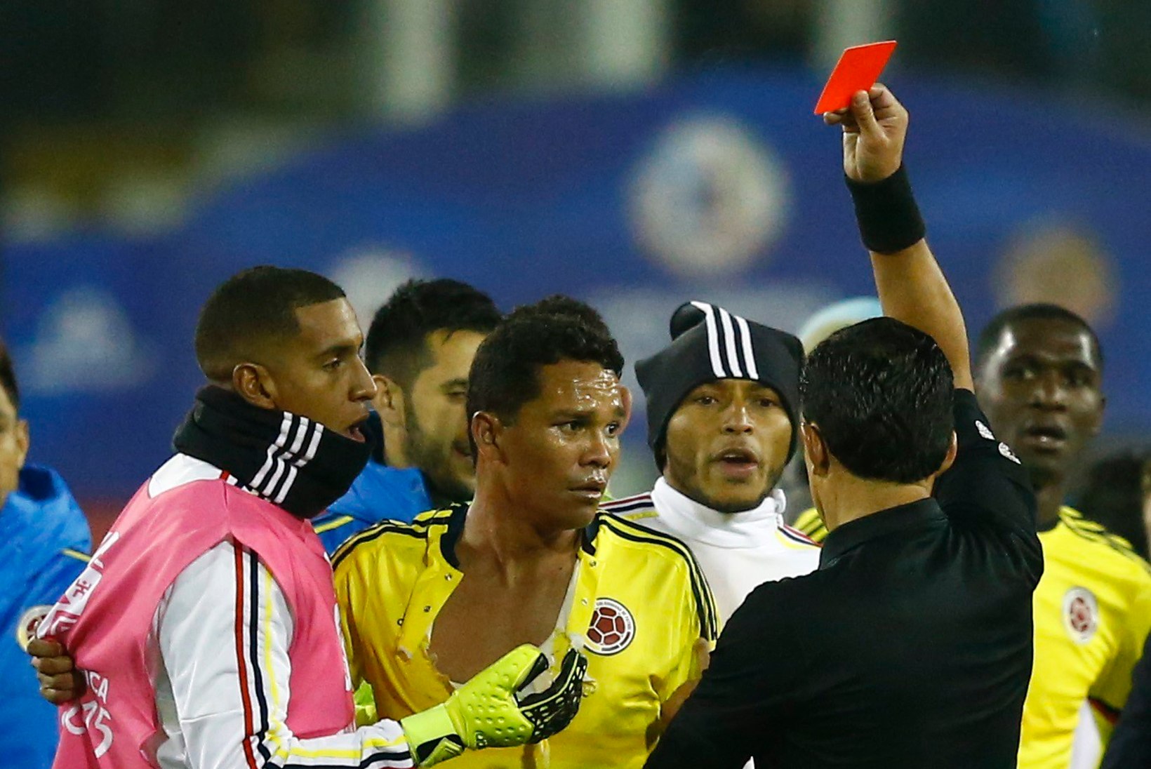 VIDEOD ja GALERII | Kolumbia alistas Brasiilia, lõpuvile järel mäsu, Neymar ja Bacca said punase