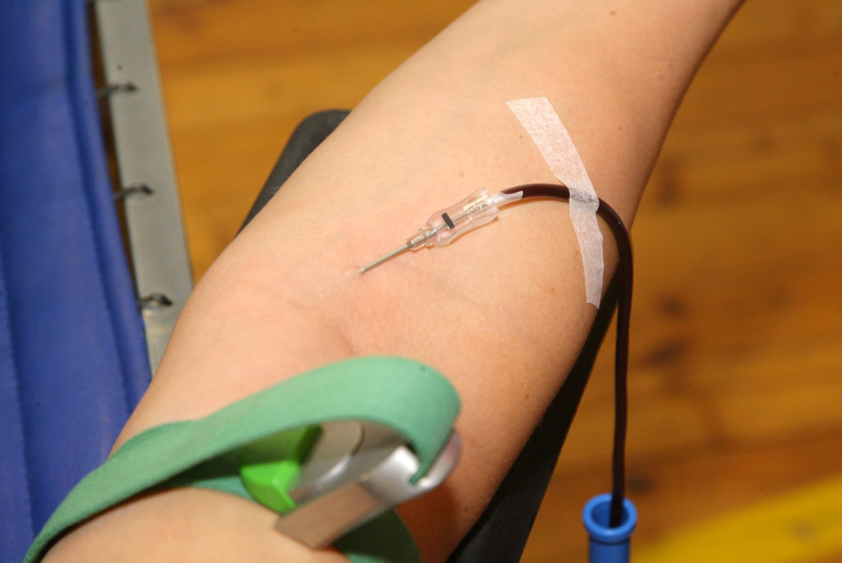 AITA PÄÄSTA ELU: verekeskus Tallinnas vajab kiiresti 0 negatiivsete doonorite verd 