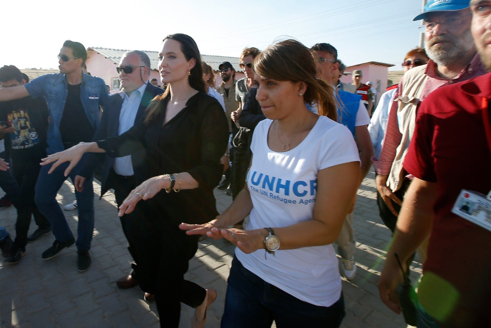 GALERII | Angelina Jolie külastas Türgis põgenikelaagrit: tegeleda tuleks probleemi algpõhjustega