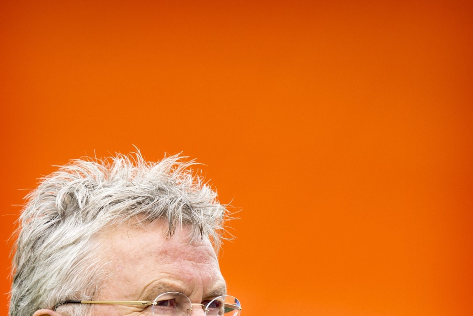Hollandi jalgpallikoondis sai peatreenerist priiks