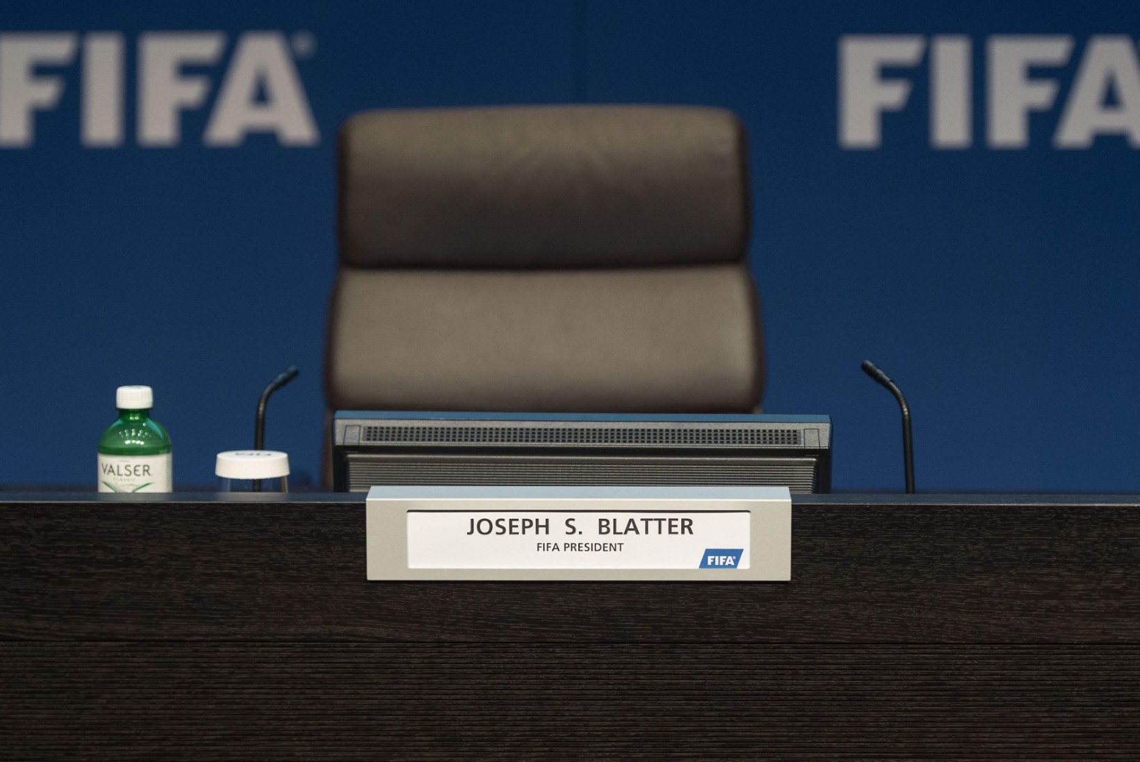 Lahkumisteade algatas Sepp Blatteri presidentuuri kõige tähtsama perioodi