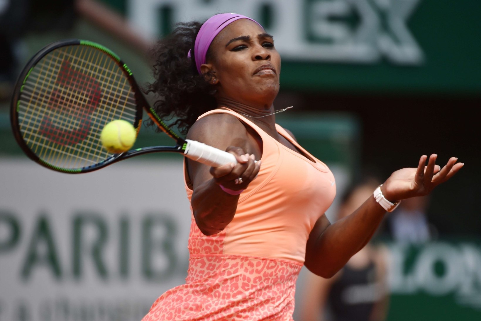 GALERII | Serena Williams näitas veerandfinaalis võimu