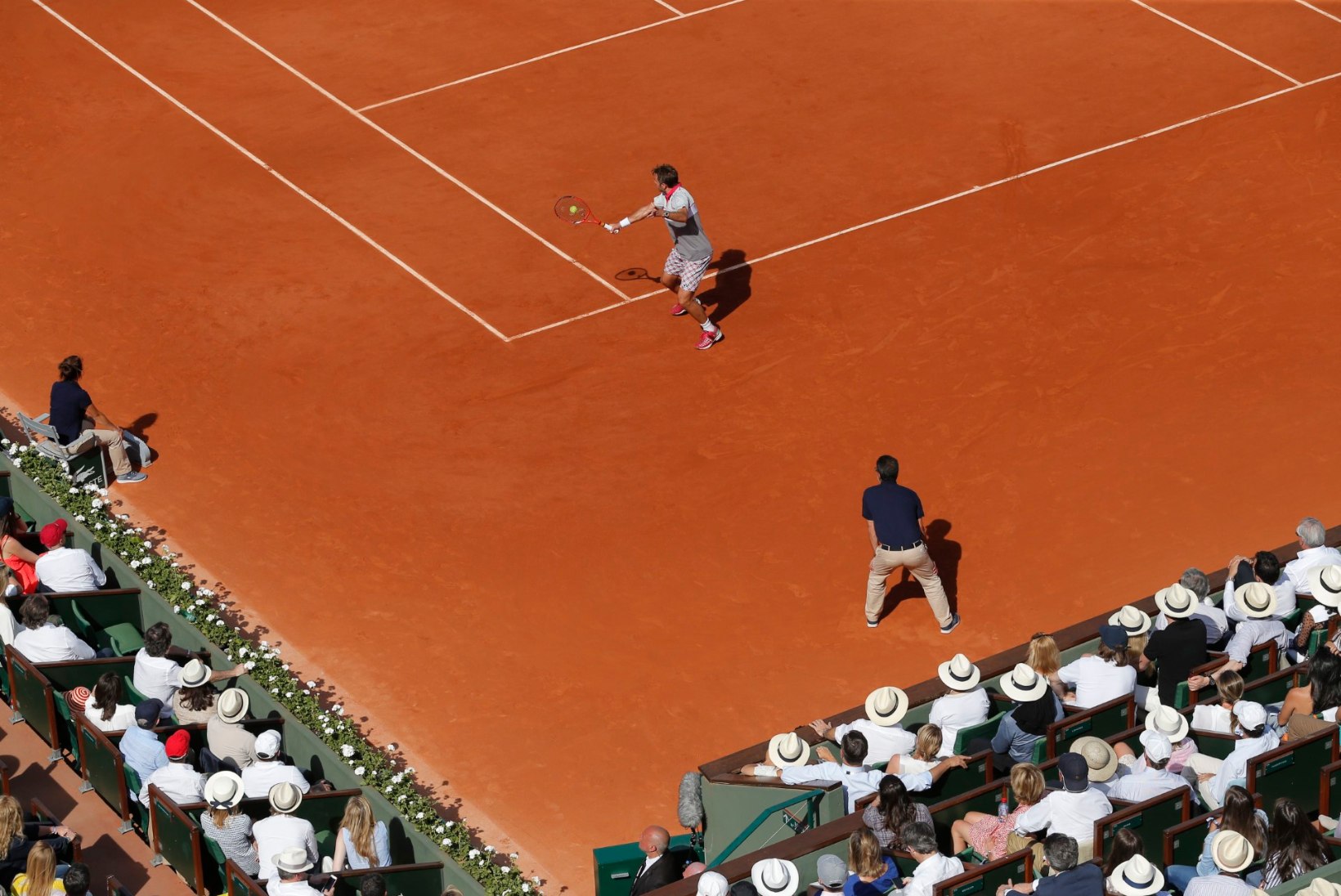 GALERII | Stanislas Wawrinka üllatas French Openi finaalis maailma esireketit