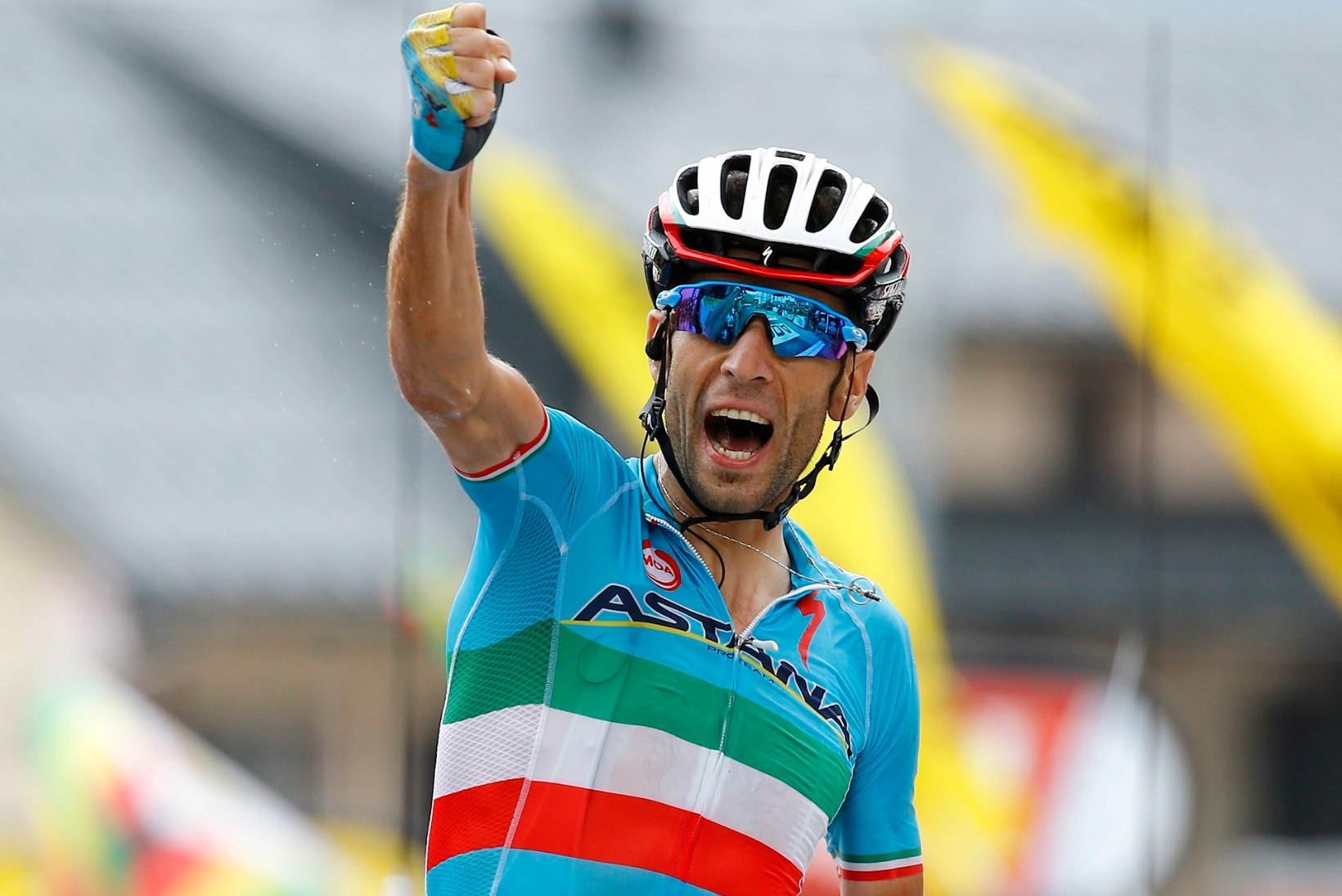 Nibali võttis võimsa sõiduga etapivõidu, Froome jätkab liidrina