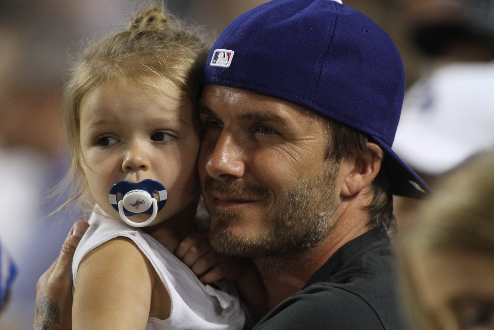 Beckhamite nelja-aastane tütar imeb ikka veel lutti!