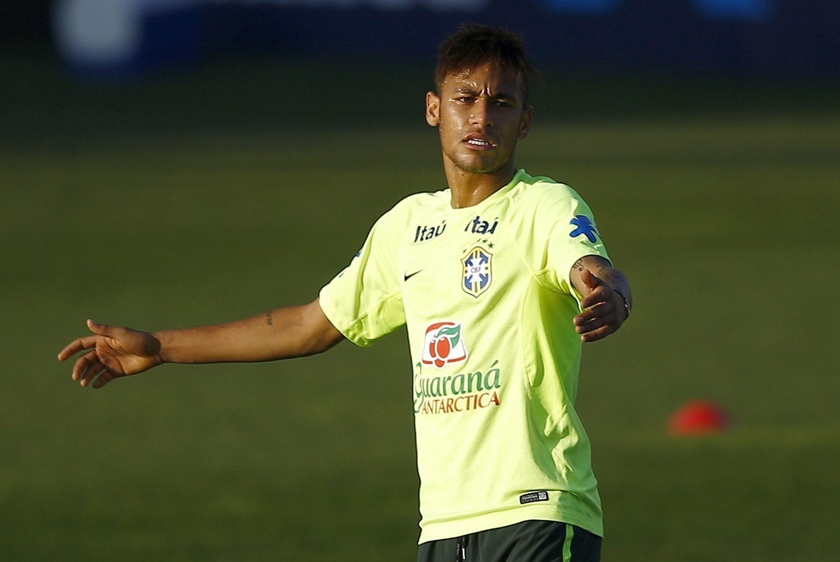 FOTO | Vaata, milliseks mumps Neymari näo on töödelnud