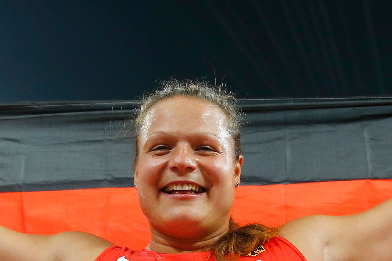 GALERII | Võimsad naised! MMi teine medalikomplekt jagati välja kuulitõukes