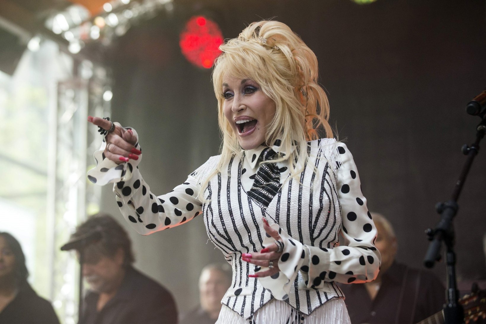 Dolly Partoni lõbustuspark saab vinge atraktsiooni