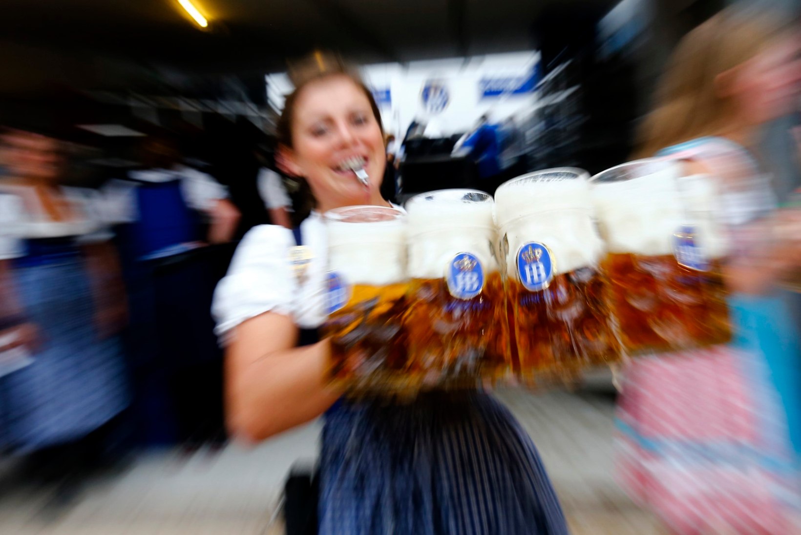 GALERII JA "REPORTERI" VIDEO | Münchenis algas traditsiooniline õllepidu Oktoberfest