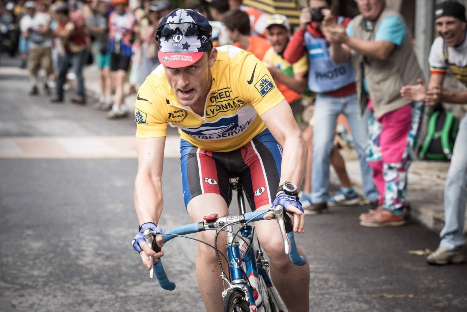 Näitleja pruukis Lance Armstrongi kehastades salaja ka ise dopingut