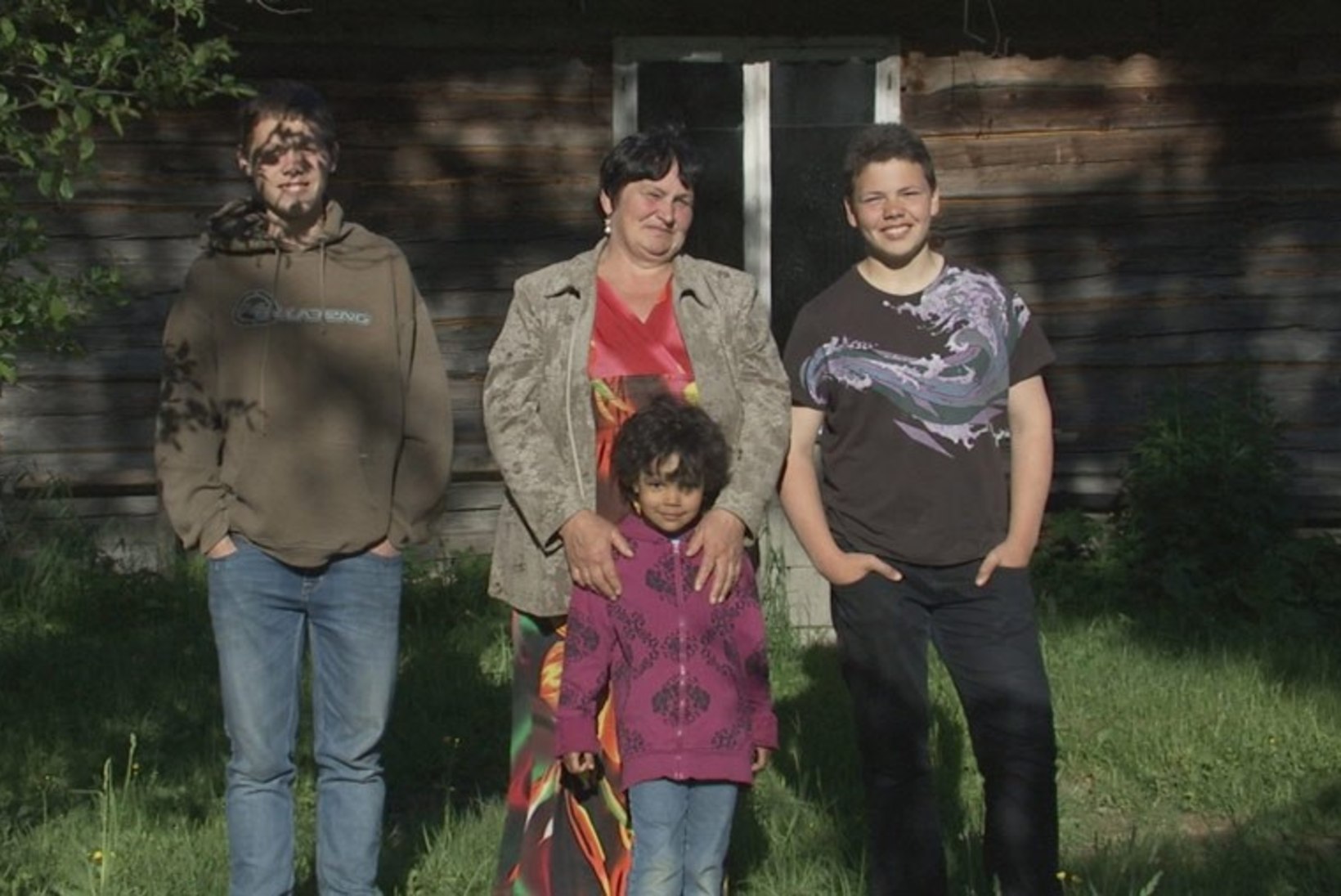 VIDEO | Kanal 2 "Kodutunne" renoveerib lapselapsi kasvatava vanaema kodu