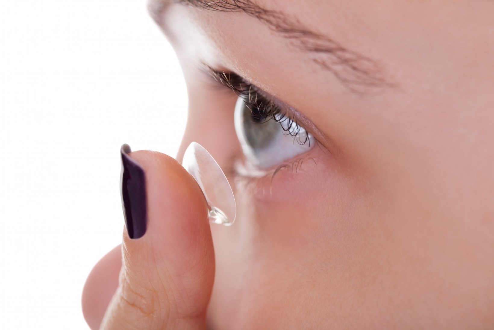 99% kontaktläätsede kandjaist tekitavad oma käitumisega endale silmainfektsiooni riski